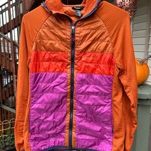 Cotapaxi Capa hybrid insulated hooded jacket.